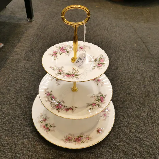 R/ALBERT LAVENDER ROSE 3-TIER CAKE STAND