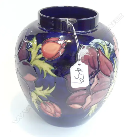 MOORCROFT GINGER JAR ANEMONE 