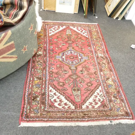 HAND WOVEN RUG 1580 X 1030MM 