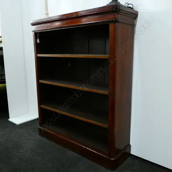 LATE 19TH CENTURY MAHOGANY BOOKCASE 1010 MM W 1220MM H