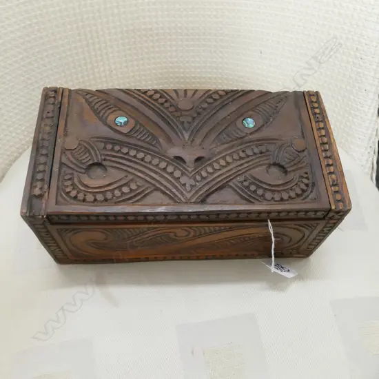 CARVED MAORI BOX 200MM L