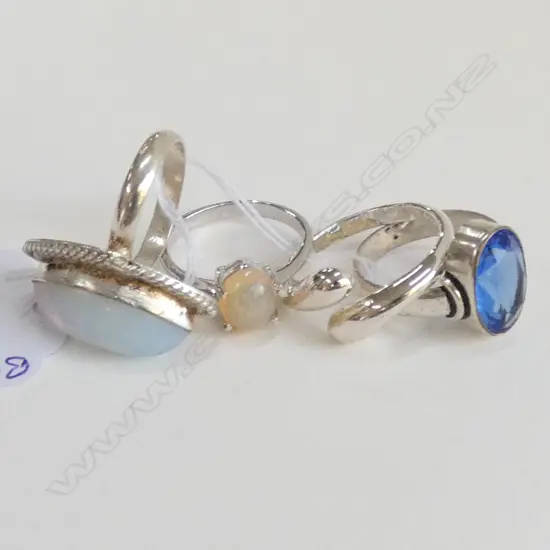 4 SILVER DRESS RINGS