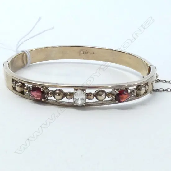 STG SILVER BRACELET WITH GARNETS + C.Z