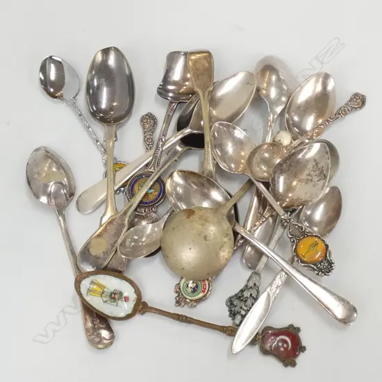 ASSORTED S/PLATE TEASPOONS