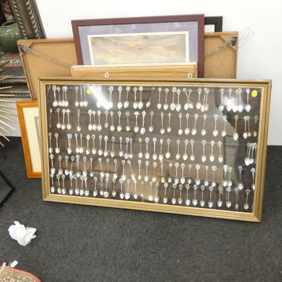 FRAMED TEASPOON DISPLAY L 1240 MM