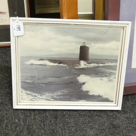 PHOTOGRAPH GIFTED TO M.P JOHN KIRK 1977 FROM U.S.S SARGE H 280 MM