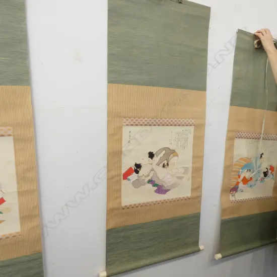 OLD JAPANESE SHUNGA SCROLL