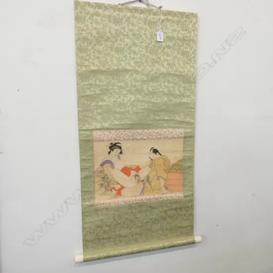 OLD JAPANESE SHUNGA SCROLL