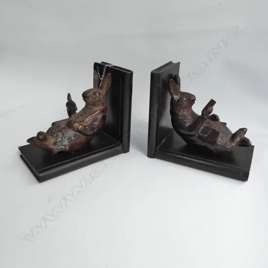 PR OF BRONZE RABBIT BOOKENDS L 170 MM