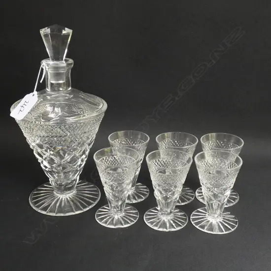 CUT CRYSTAL DECANTER + 6 GLASSES