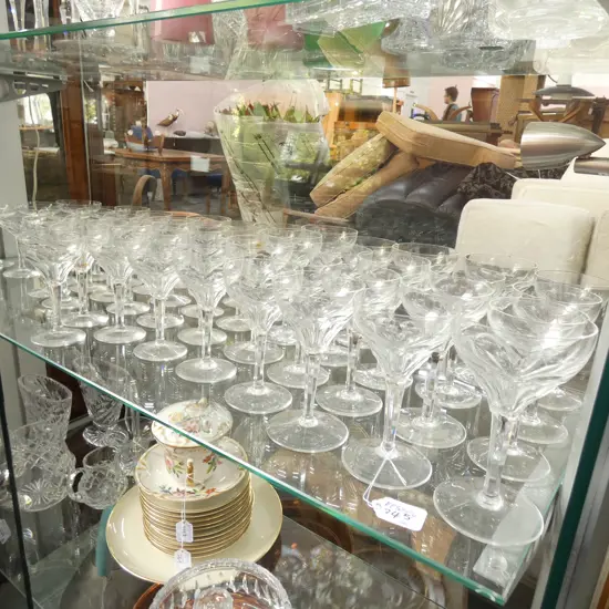 LARGE SUITE OF CUT CRYSTAL GLASSES