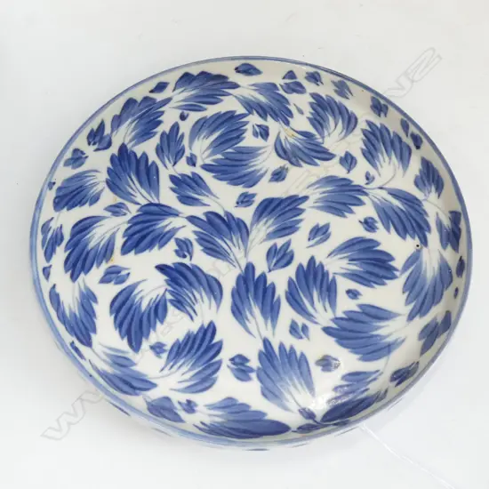 A CHINESE BLUE + WHITE PLATE D 205 MM