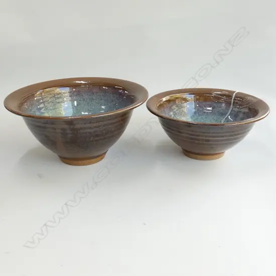 2 PETER STICHBURY SMALL BOWLS CHUN GLAZE 180MM DIA