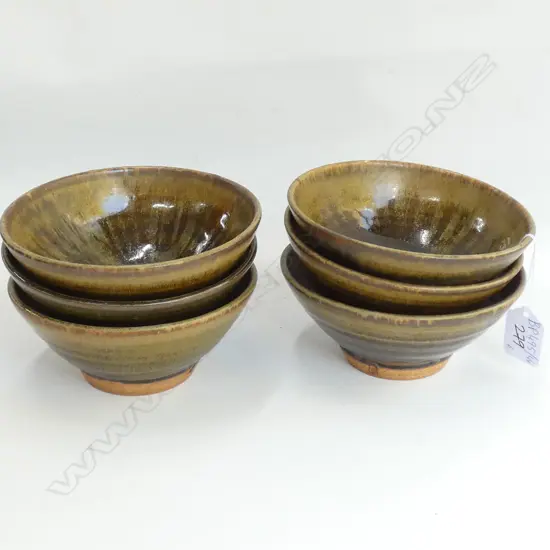 6 PETER STICHBURY SMALL BOWLS ASH GLAZE 135MM DIA