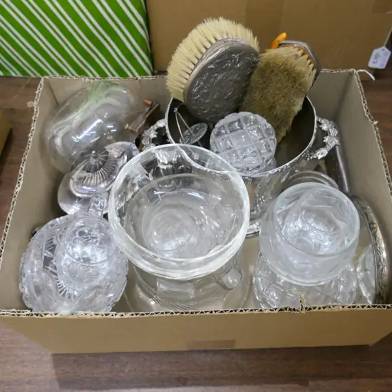 BOX LOT WINE BUCKET, EP, CRYSTAL ETC