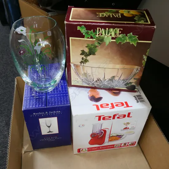BOX CHAMPAGNE FLUTES + TEFAL + BOWL + VASE