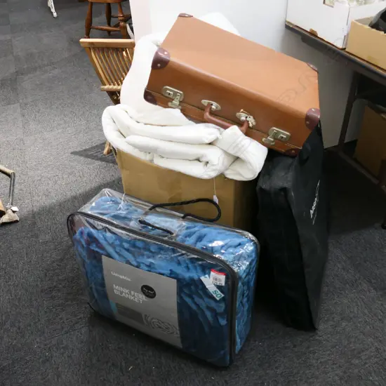 LOT BLANKETS/FAN/TABLE/SUITCASE ETC