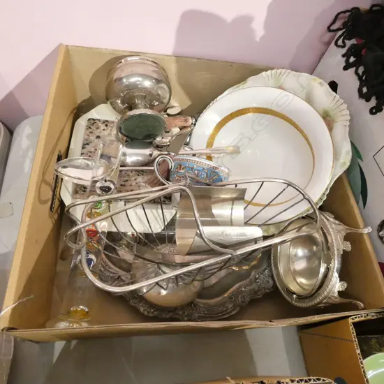 LOT ASST EP WARE/W/WOOD/CHINA /CUTLERY ETC