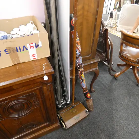 EWBANK VINTAGE CARPET SWEEPER