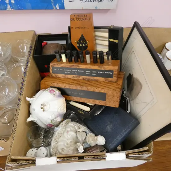 BOX LOT BOXED CUTLERY, FISH KNIVES, EPNS ETC