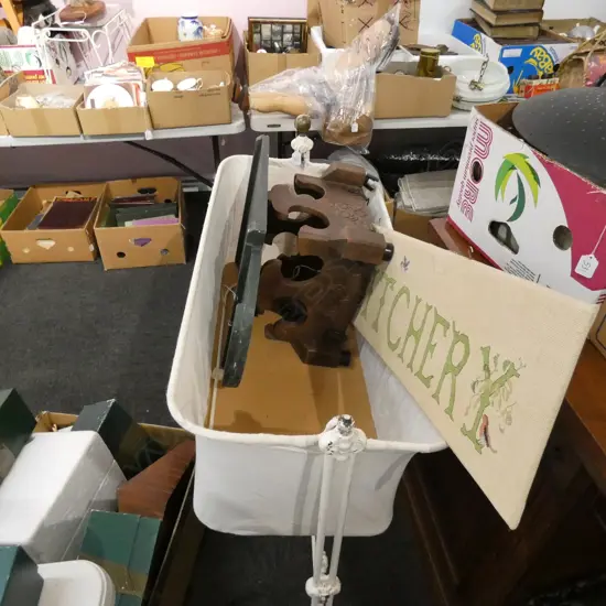 METAL CRIB/ LIGHT /SIGN/+THE STITCHERY