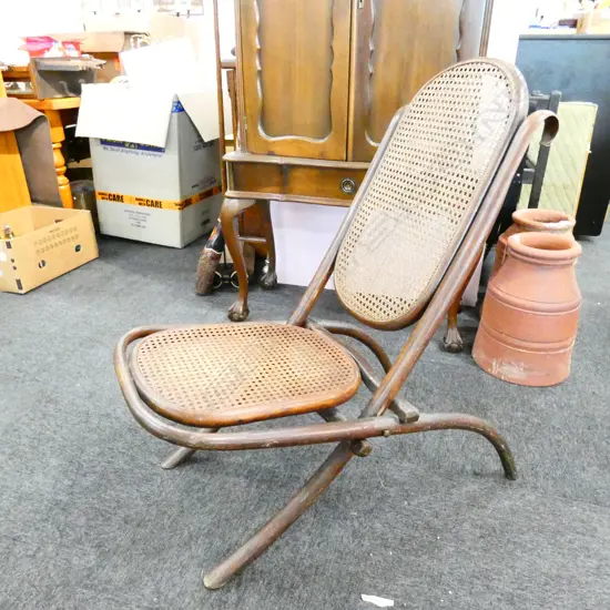 CAMPAIGN STYLE BENTWOOD CHAIR
