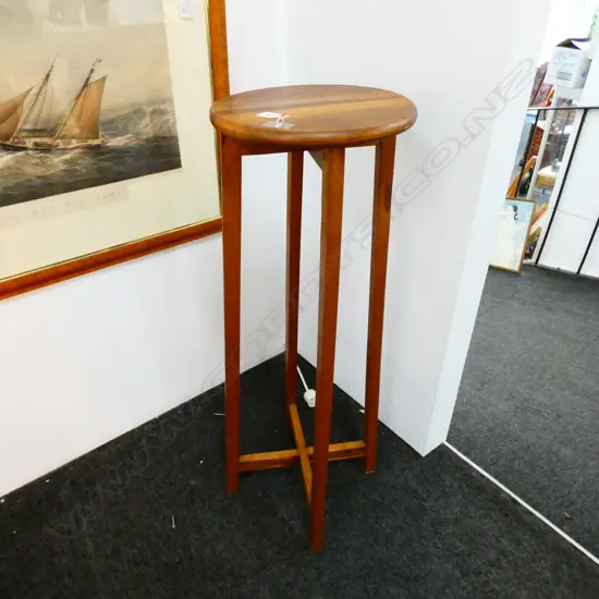 WOODEN PLANT STAND H. 940MM