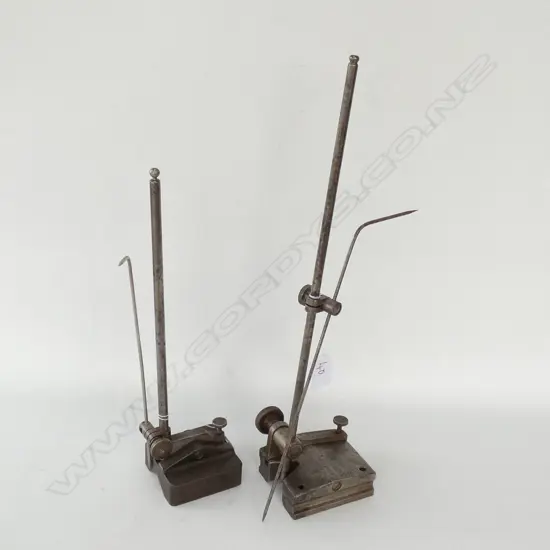 2 ENGINEERING GAUGES H. 400MM