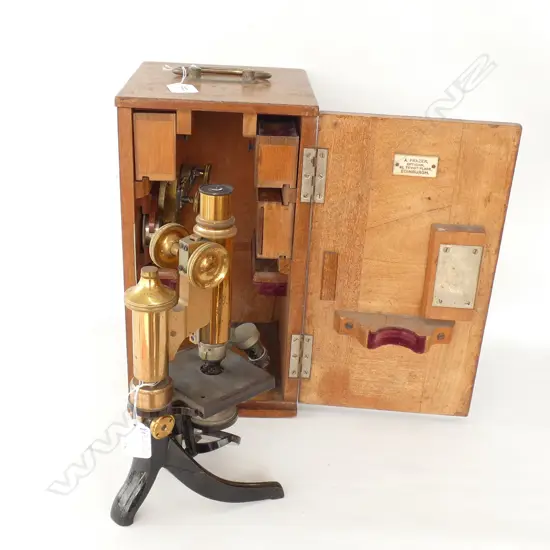 E. LEITZ WETZLAR MICROSCOPE IN CASE H. 320MM
