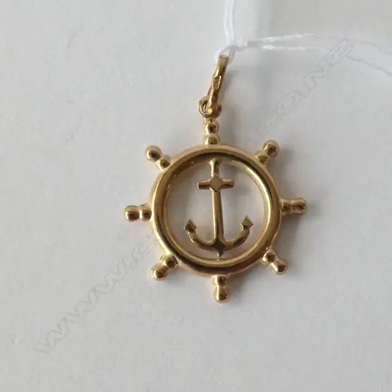 14CT GOLD SHIP'S WHEEL CHARM 1.77gm