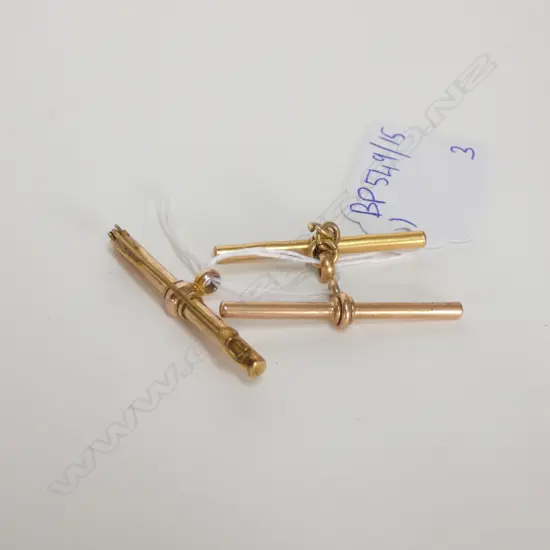 2 9CT T BARS ONE A BROOCH + ONE ROLLED GOLD