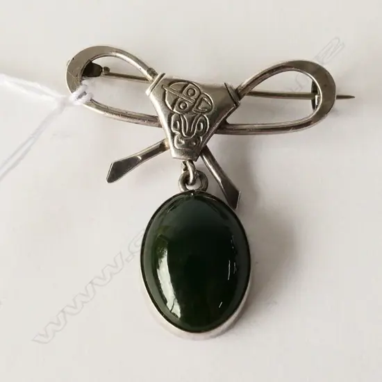 NZ MADE SILVER & POUNAMU BROOCH