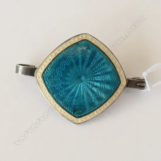 BROOCH, STERING SILVER AND ENAMELLED, BIRM 1912