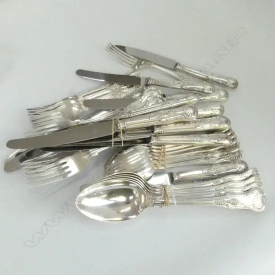 QUALITY SILVER PLATE KINGS PATTERN CUTLERY SERVICE....