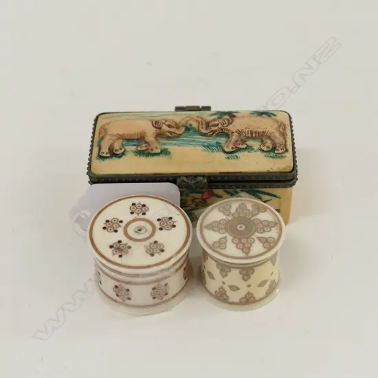 3 IVORY & BONE LIDDED BOXES 