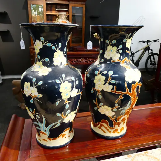 PR LARGE CHINESE BALUSTER VASES H. 530MM
