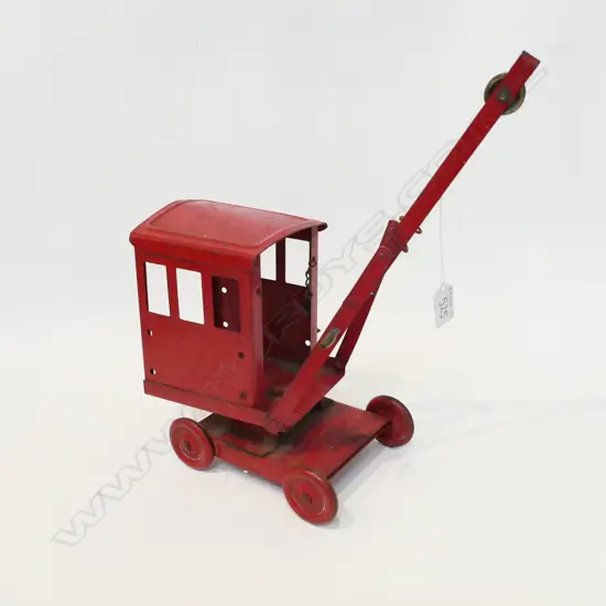 TRIANG MOBILE CRANE, RED TIN PLATE, H.380mm