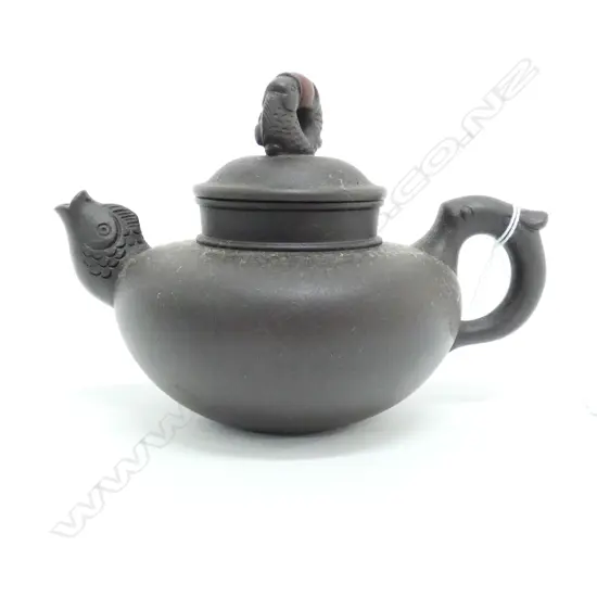 YIXING WARE TEAPOT H 90 MM