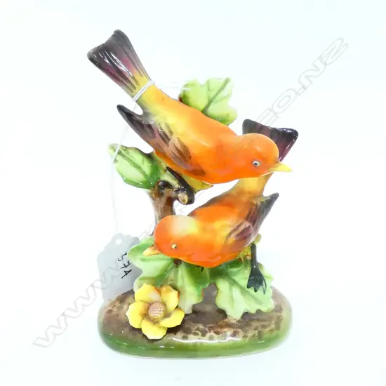 PORCELAIN SCARLET TANAGAN BIRD ORNAMENT