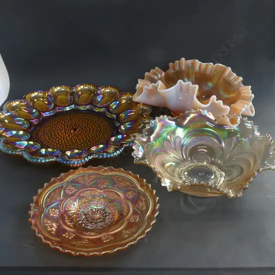 4 PCES CARNIVAL GLASS