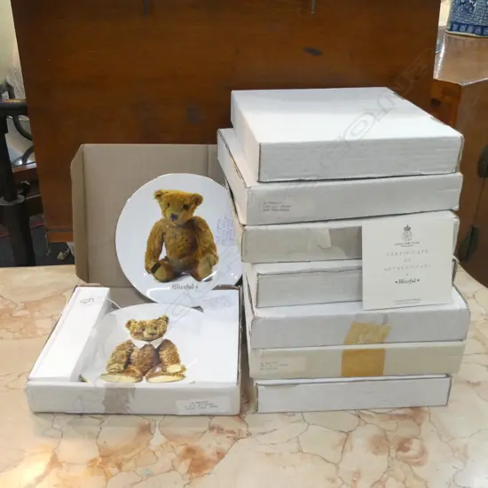 8 R/WORCESTER COLLECTORS PLATES BOXED
