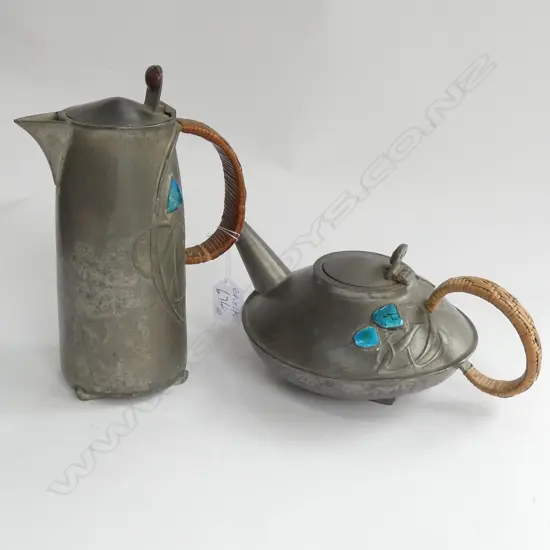 TUDRIC PEWTER COFFEE + TEAPOT H 230 MM