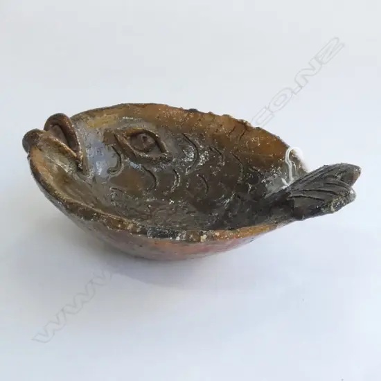 LAPITA POTTERY FISH DISH, 205MM