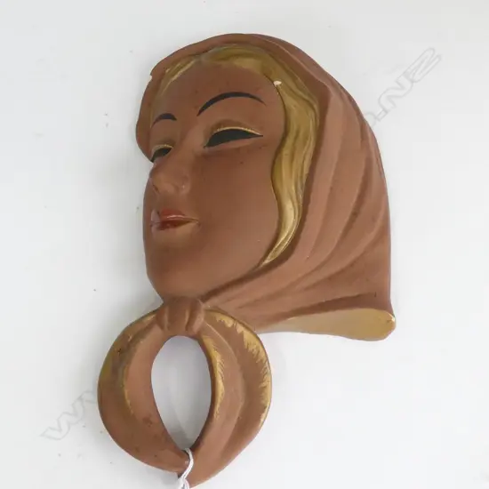 1950S WALL BUST OF A WOMAN, 200MM