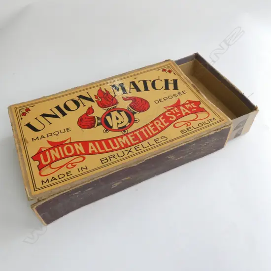 SCARCE LG 'UNION MATCHES' SHOP DISPLAY. 310 X 195MM