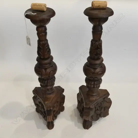 2 WOODEN CANDLESTICKS H 590 MM