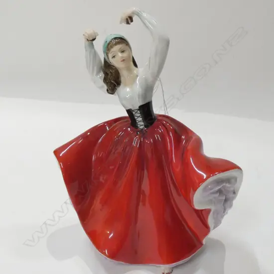 R/DOULTON FIGURINE 'KAREN' WITH BOX