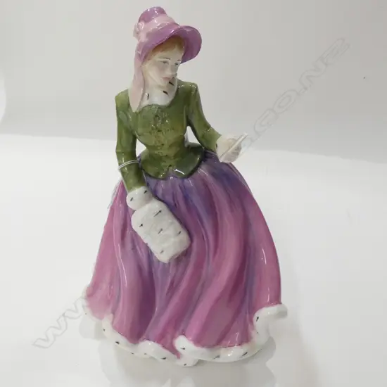 R/DOULTON FIGURINE 'SPECIALLY FOR YOU' WITH BOX