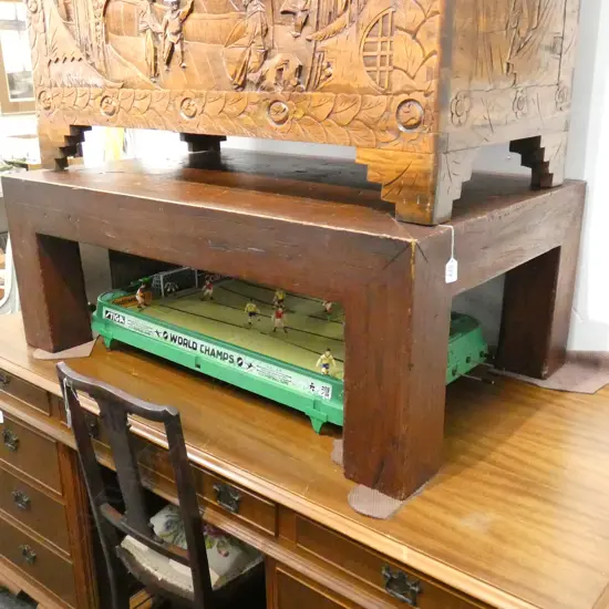 CHUNKY WOODEN COFFEE TABLE L. 1090MM