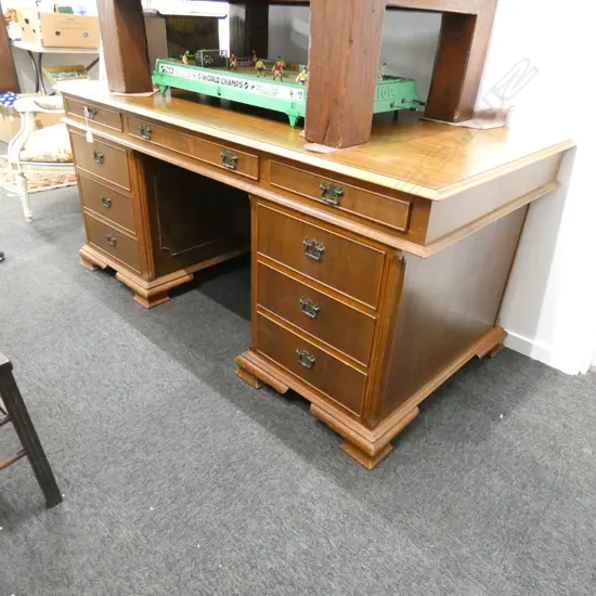 TWIN PEDESTAL DESK L. 1660MM